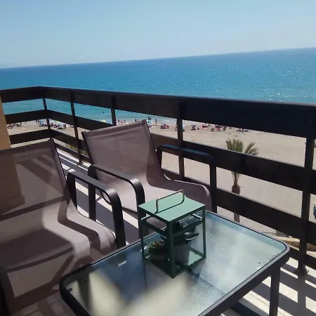 Front Line Luxury Apartment, 2 Bedroom Apartment